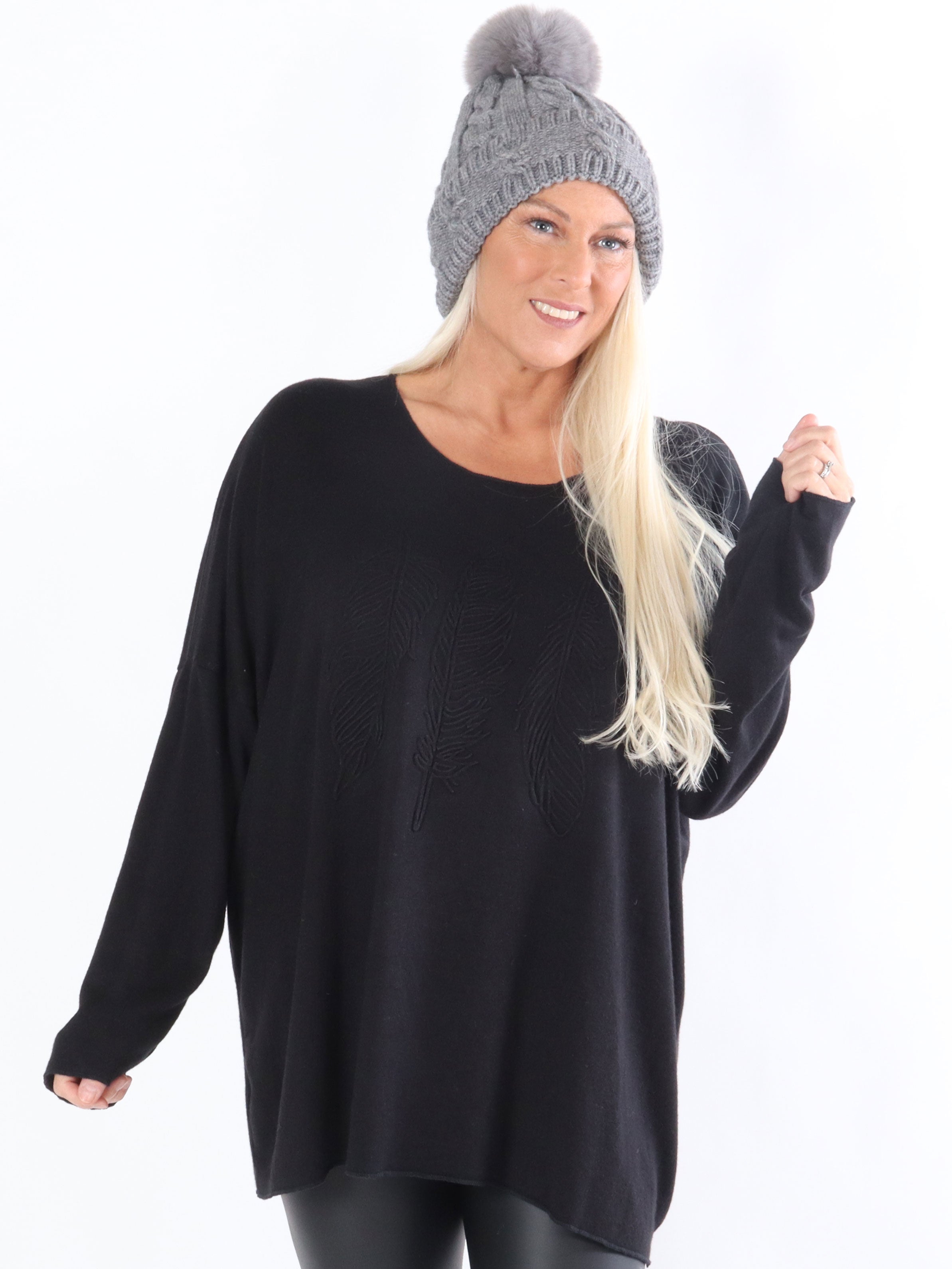 Fiona - Mjuk stickad blus med fjädermotiv